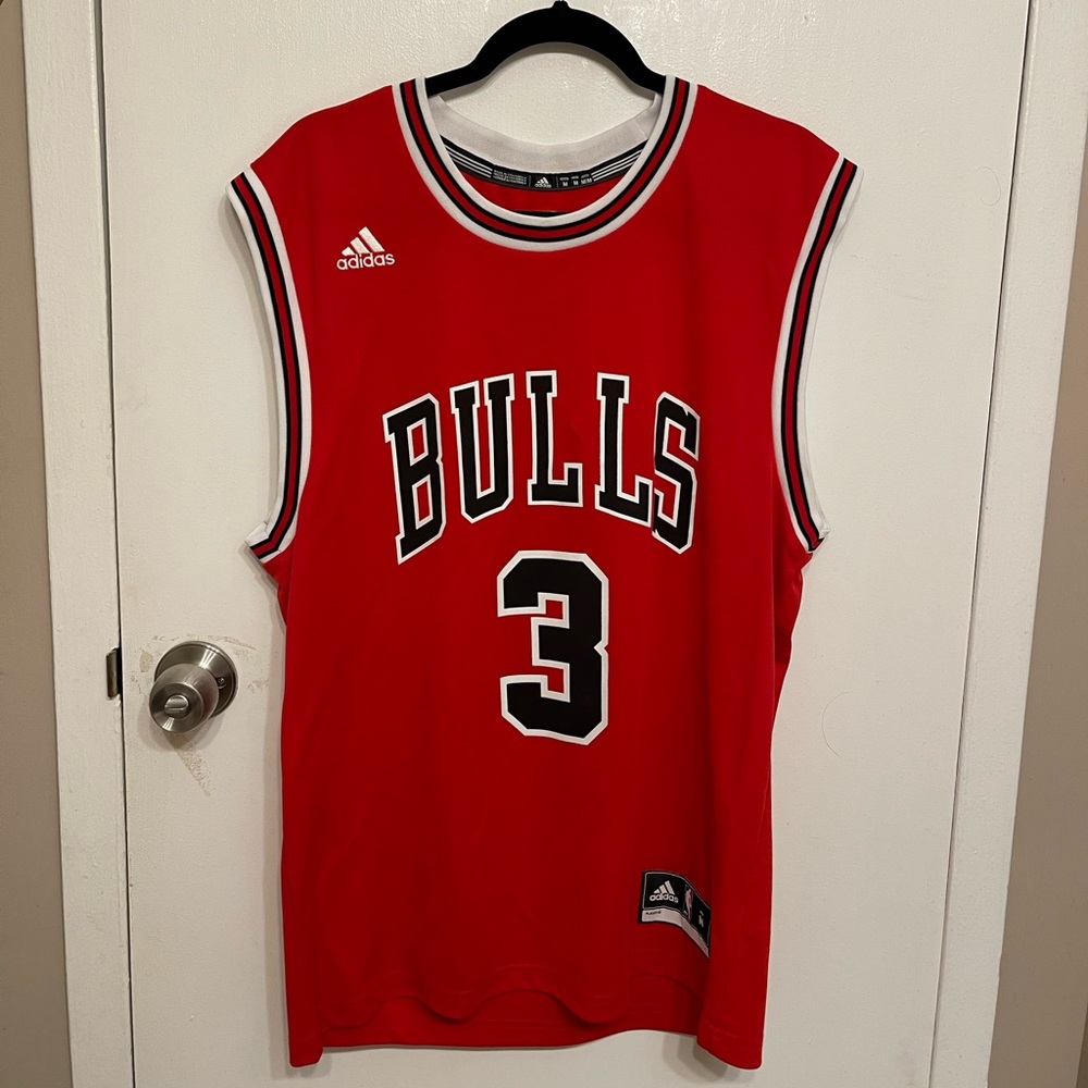 New without tags Red Adidas Chicago Bulls Jersey - #3 Dwayne Wade - Size Medium